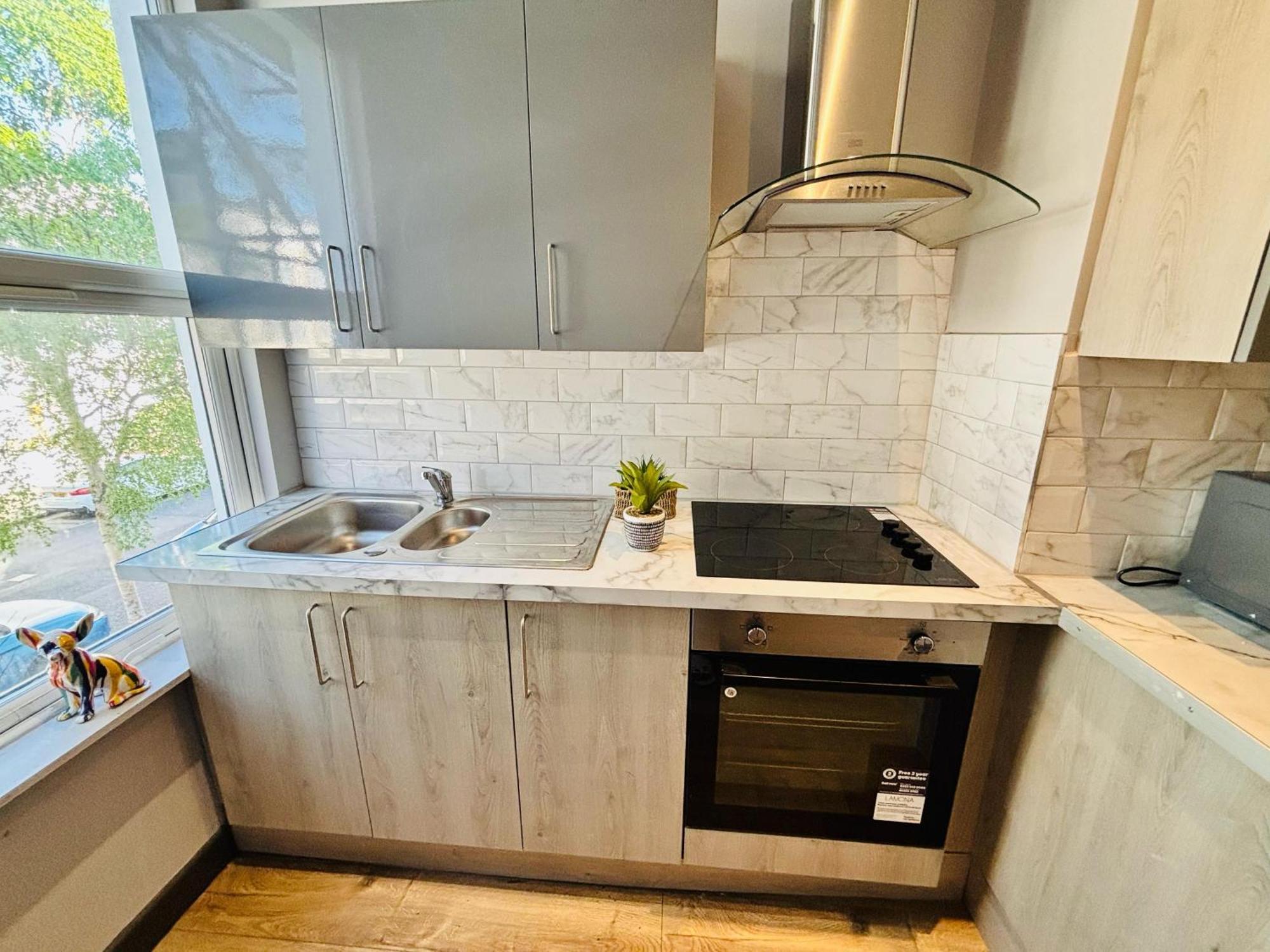 Holloway's House - No 37 - Bright & Cozy Escape Apartamento