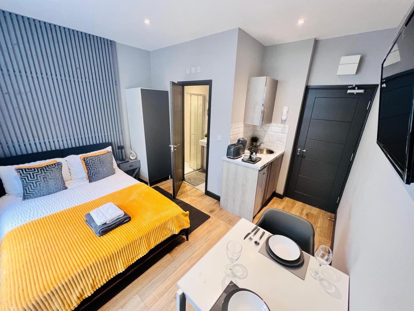 Holloway's House - No 37 - Bright & Cozy Escape Apartamento *