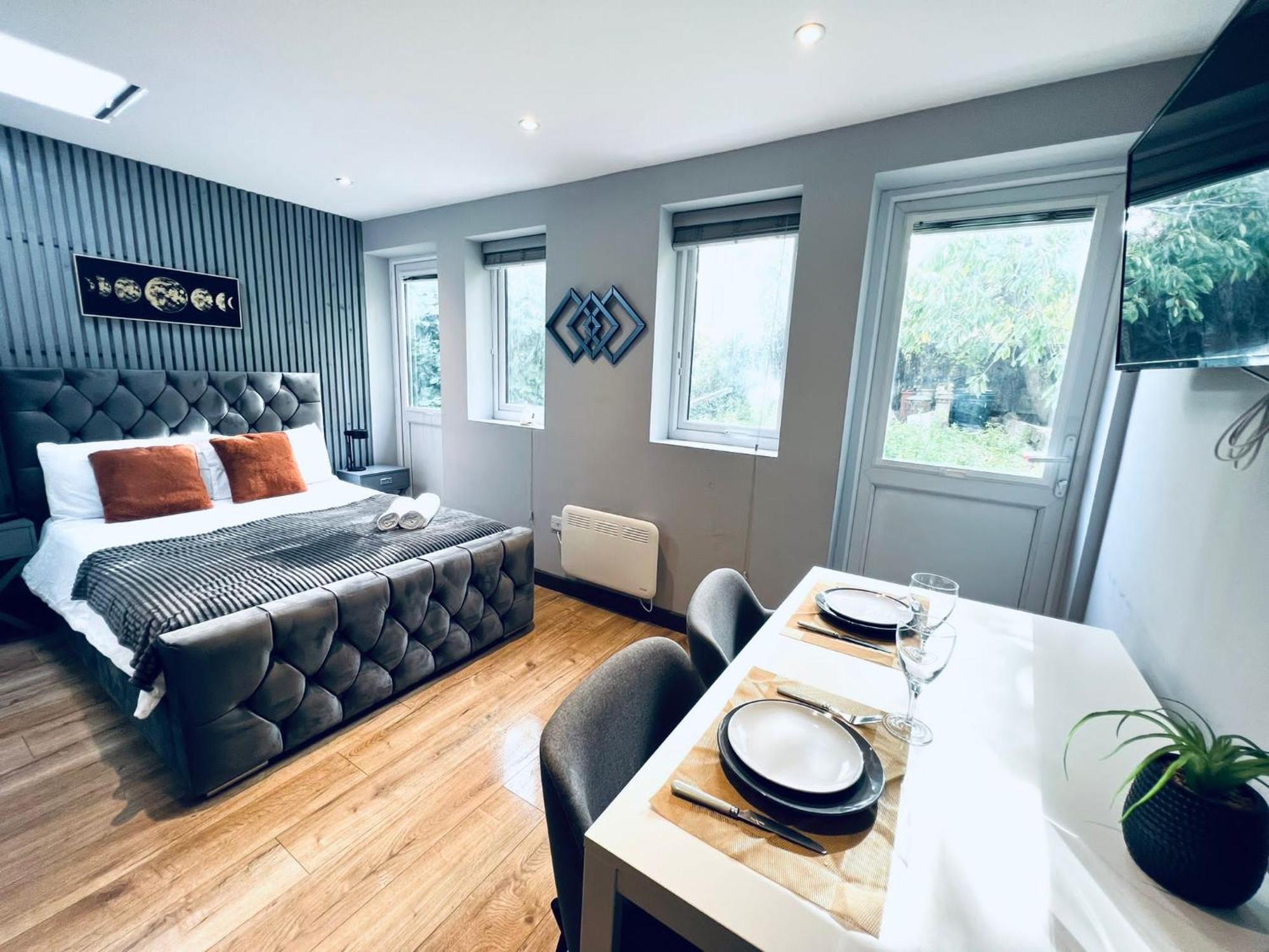 Holloway's House - No 37 - Bright & Cozy Escape * Londres