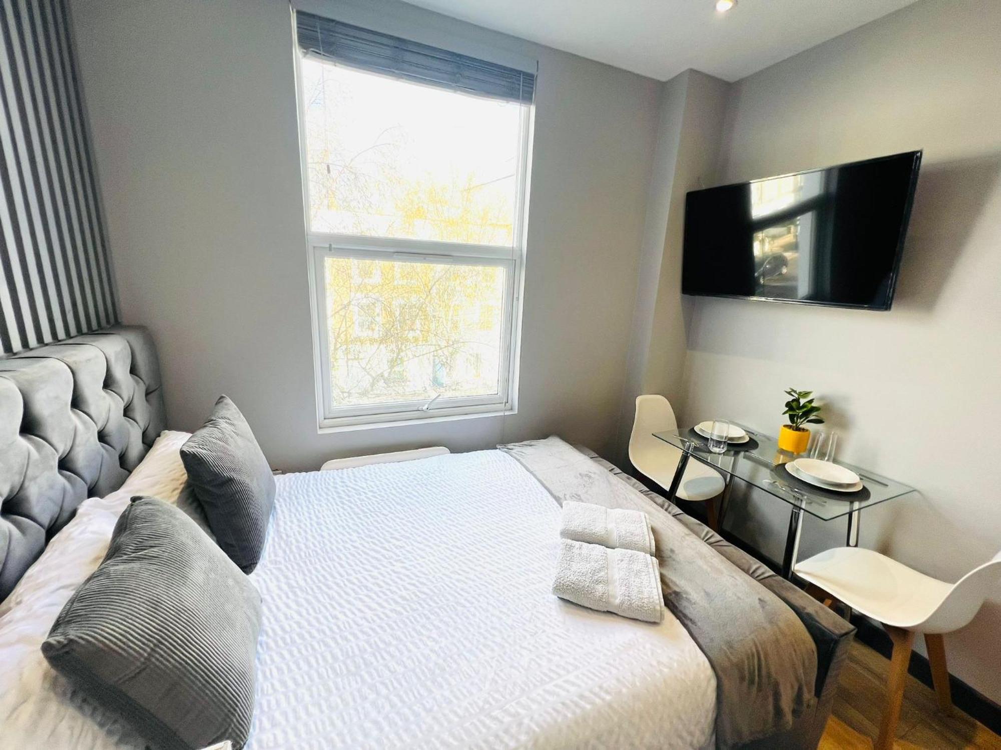 Holloway's House - No 37 - Bright & Cozy Escape Apartamento Londres