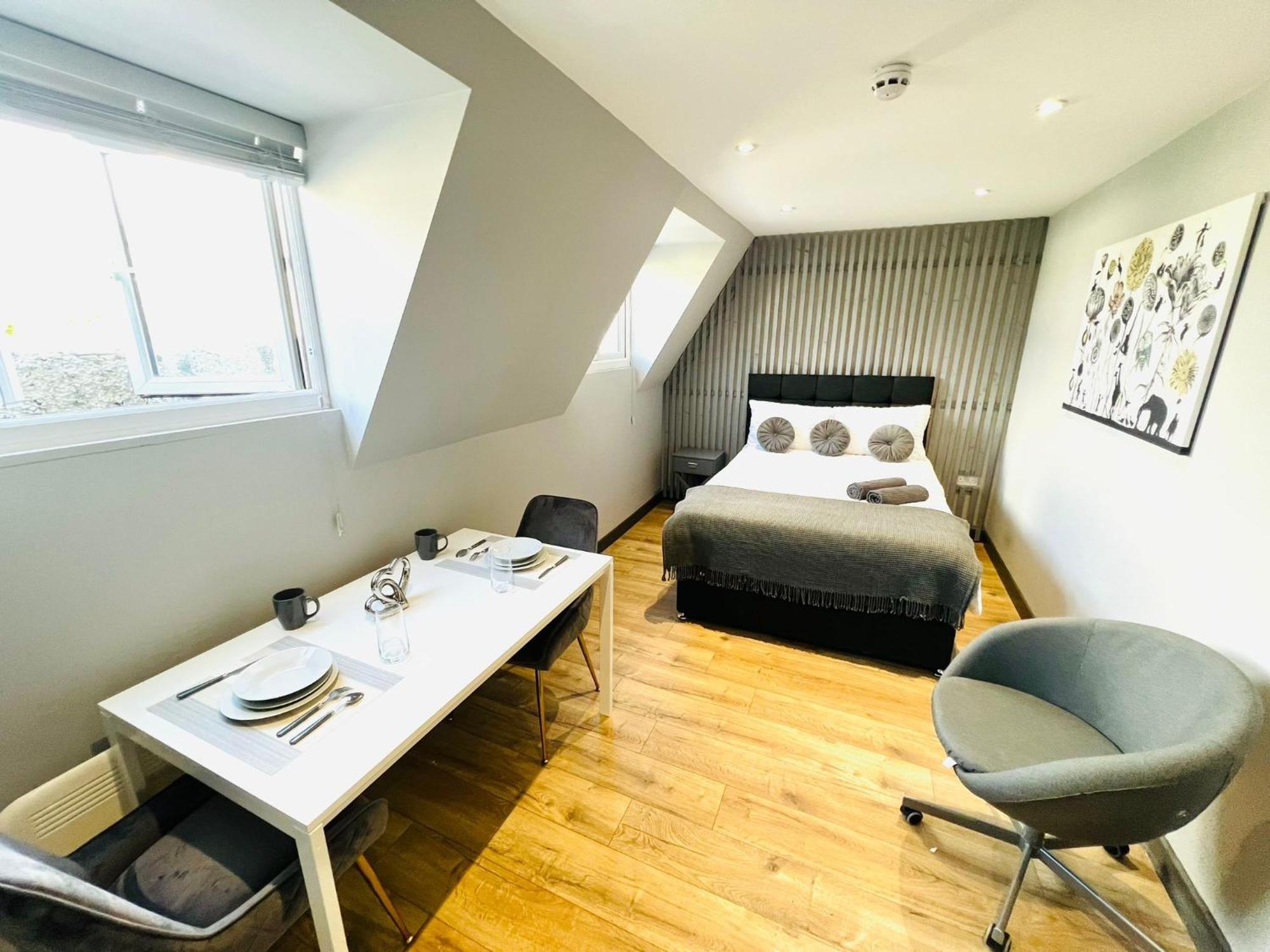 Holloway's House - No 37 - Bright & Cozy Escape Apartamento